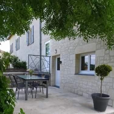 Gite La Roche Le Boulve Exterior photo